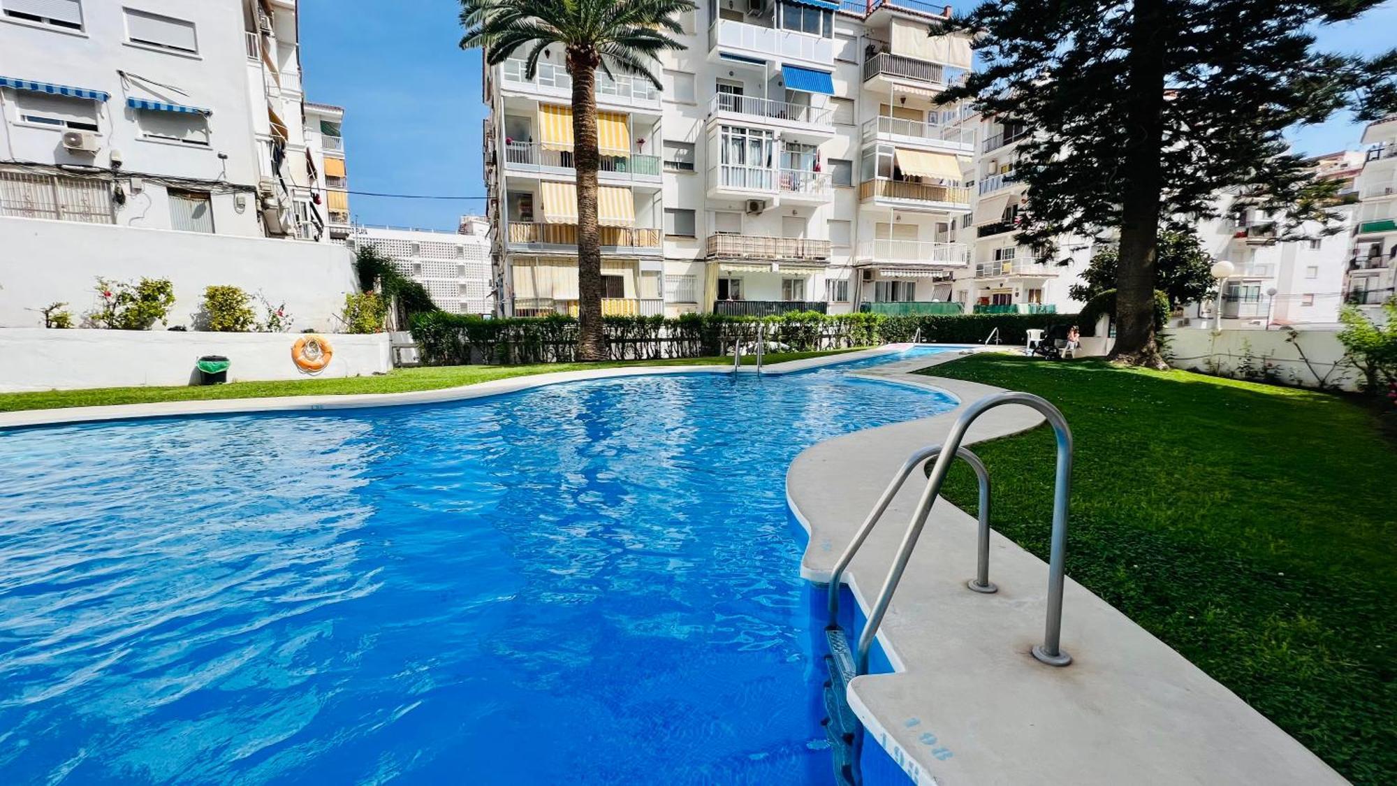 Estudio Buddha En El Centro De Nerja - South Costa 外观 照片
